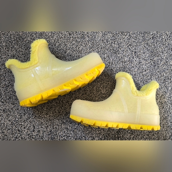 UGG RAINCLOUD CANARY WATERPROOF RUBBER RAIN BOOTS US 7 / EU 38 / UK 5 - Picture 5 of 10